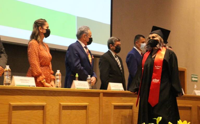 Se gradúan 341 estudiantes de la Universidad Tecnológica de Chihuahua