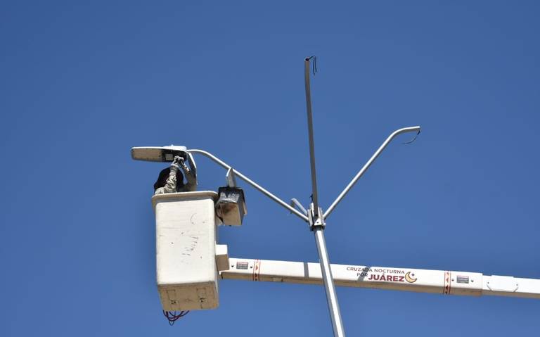 Iluminación de Parque Borunda fue mejorada por Alumbrado Público