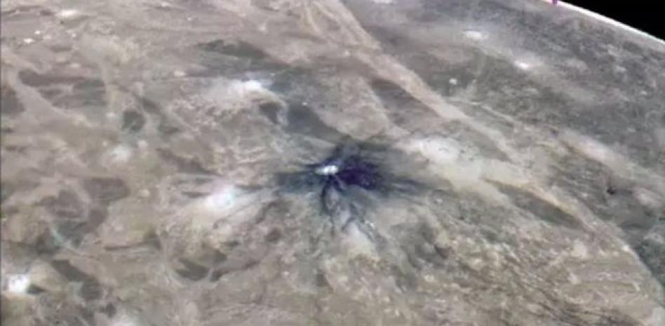 La NASA observa sales minerales y compuestos orgánicos en Ganímedes