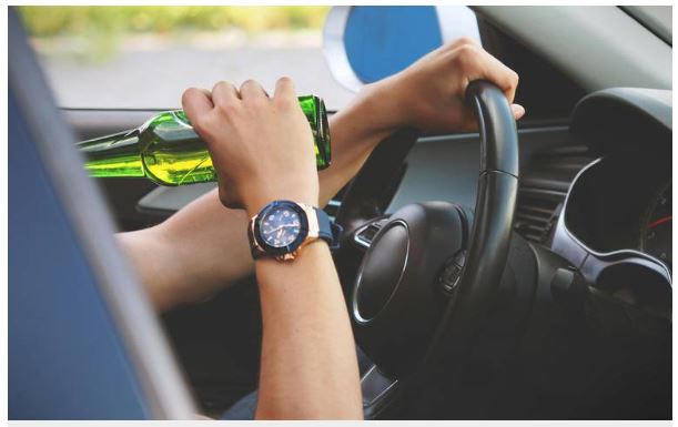 Detienen a 20 conductores ebrios