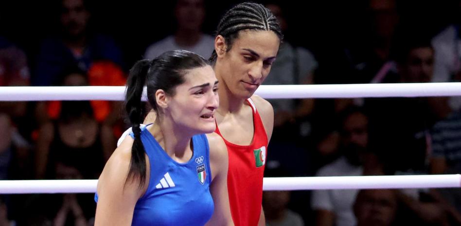Ángela Carin se retira a los 46 segundos de su pelea contra la argelina Imane Khelif
