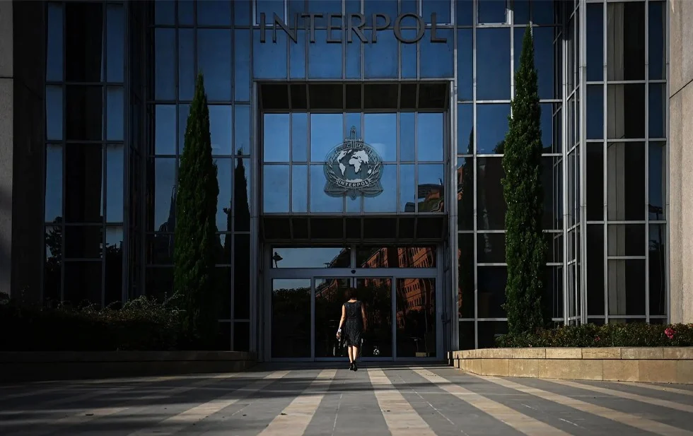 La Interpol detiene a 20 personas de una red que distribuía material de abusos sexuales a menores
