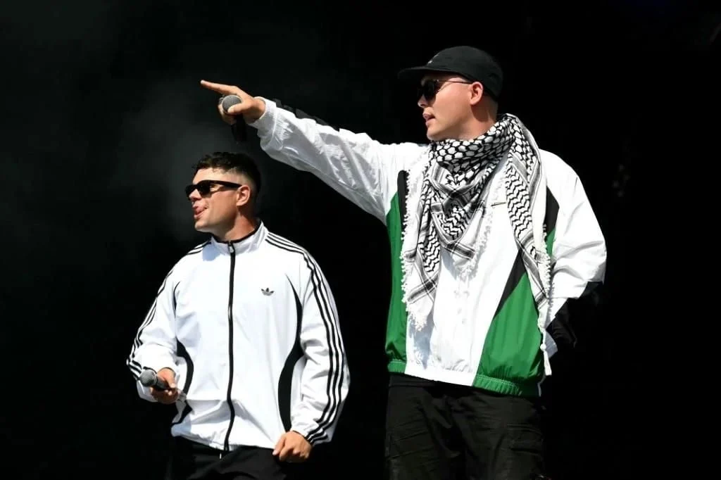 Alza Kneecap la voz por Palestina en Glastonbury