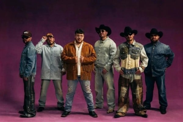 Suman Grupo Frontera y Grupo Firme mil millones en YouTube