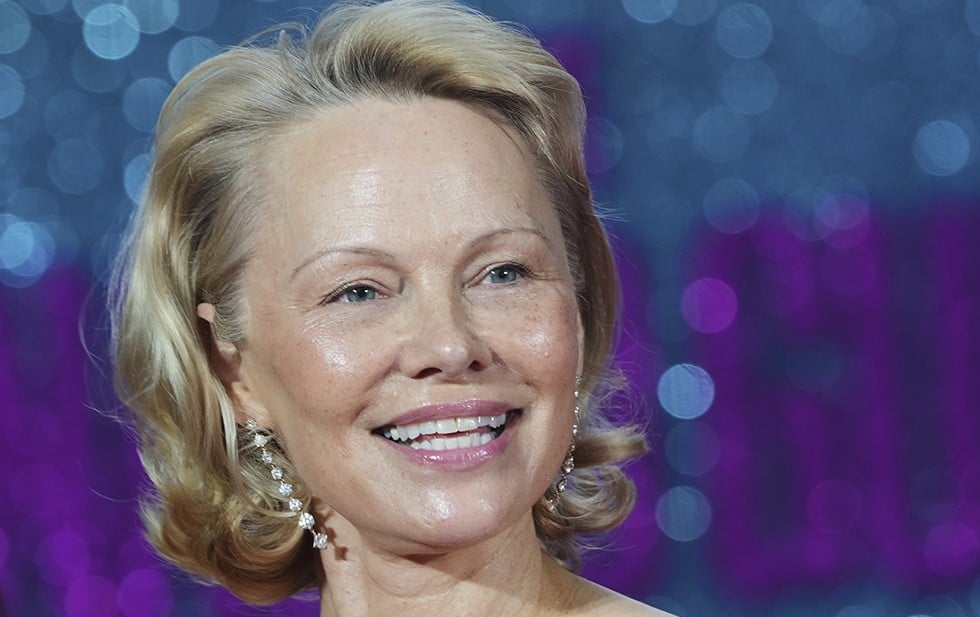 Pamela Anderson marca tendencia entre mujeres sin maquillaje